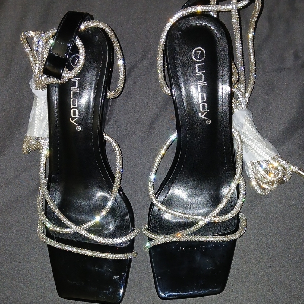 Fashion Nova Black Patent Strappy Heels with Sparkling Wrap Cords - Picture 3 of 5